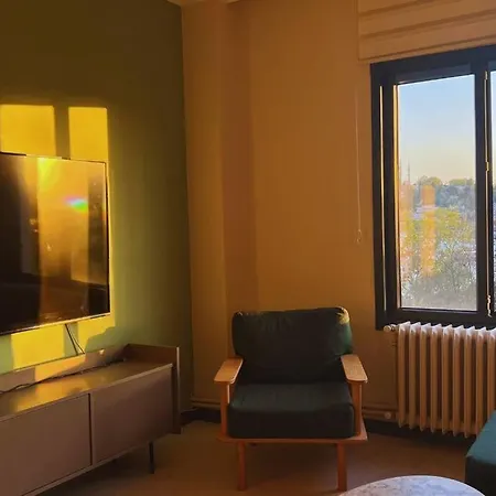 Gorgeous Sea View In Karakoey 4br, 2ba, Ac דירה